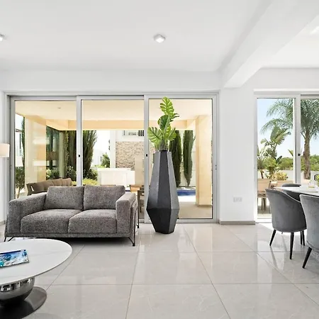 Vila Levanda Hills Haven In Protaras *